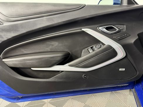 Used 2021 Chevrolet Camaro SS RWD image 42