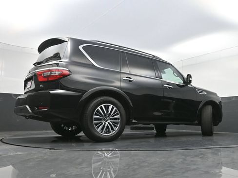 Used 2023 Nissan Armada SL w/ Captain's Chairs Package RWD image 34
