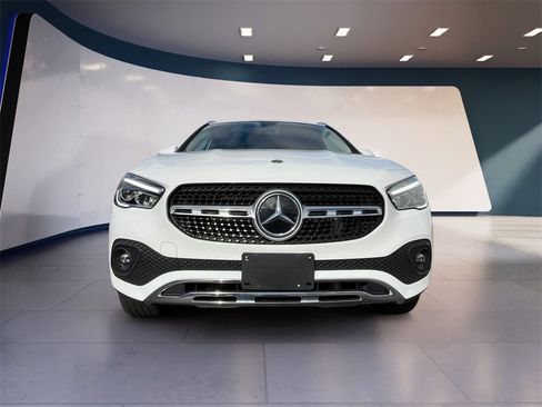 Certified 2022 Mercedes-Benz GLA 250 4MATIC image 8