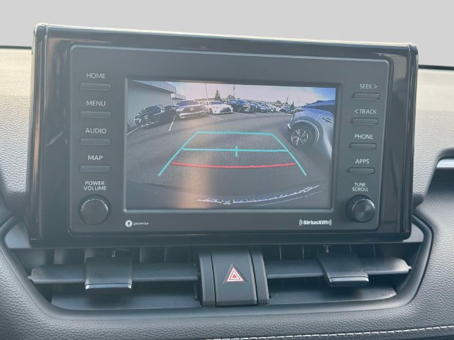 Used 2022 Toyota RAV4 XLE AWD/4WD image 33