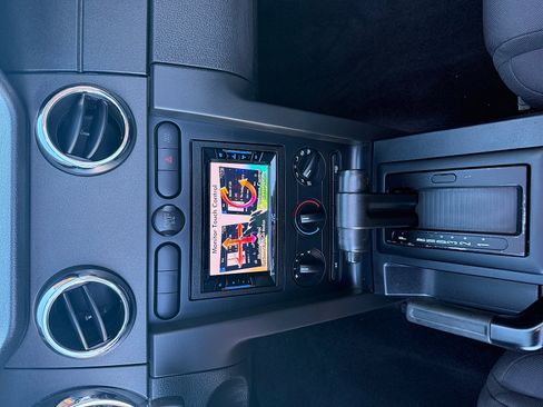 Used 2006 Ford Mustang V6 image 17