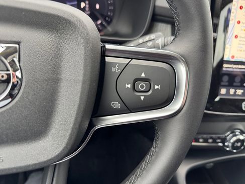 New 2026 Volvo XC40 B5 Plus w/ Protection Package Premier image 15