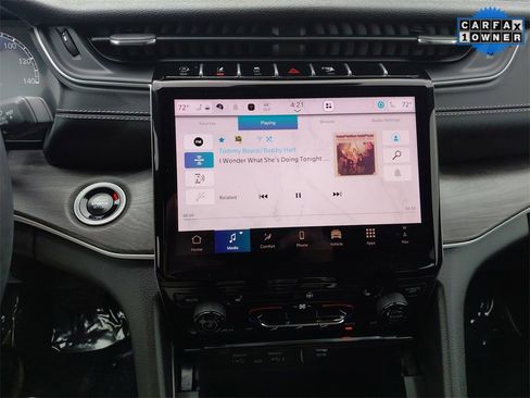 Used 2024 Jeep Grand Cherokee Limited w/ Trailer Tow Package image 34