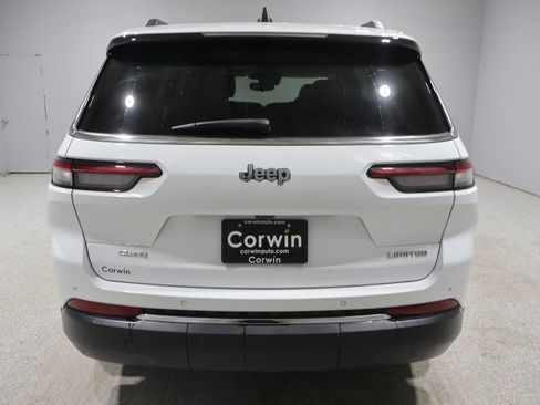 Certified 2023 Jeep Grand Cherokee L Limited w/ Trailer Tow Group (B) AWD/4WD image 4