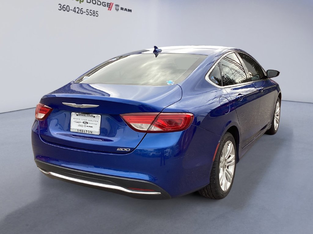 Used 2016 Chrysler 200 Limited w/ Anniversary Edition FWD image 4