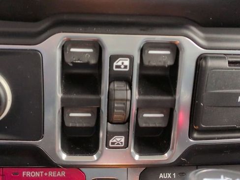 Certified 2019 Jeep Wrangler Unlimited Rubicon image 24