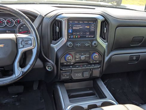 Used 2023 Chevrolet Silverado 3500 LTZ AWD/4WD image 19