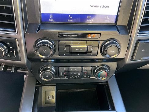 Used 2022 Ford F350 XLT w/ XLT Premium Package image 18