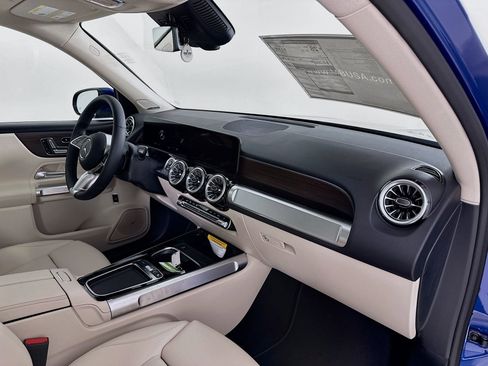 New 2026 Mercedes-Benz GLB 250 image 30