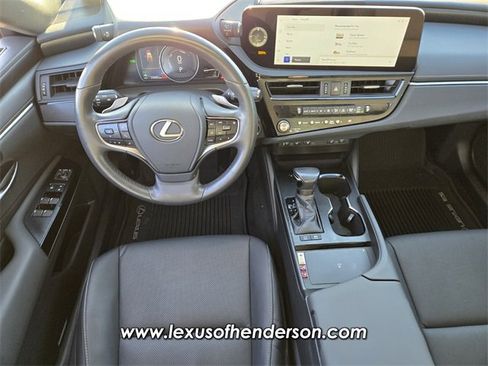 Certified 2023 Lexus ES 300h w/ Premium Package image 15