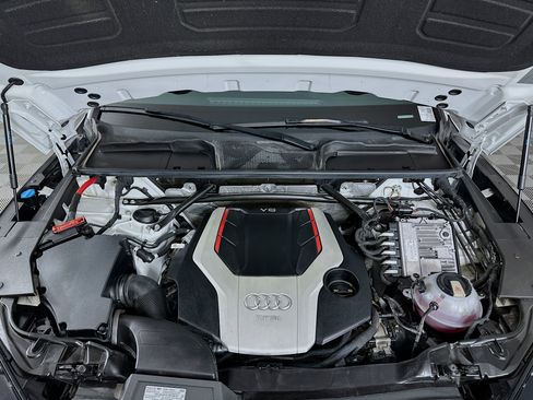 Used 2020 Audi SQ5 Premium Plus w/ Premium Plus Package image 35