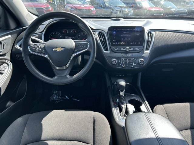 Used 2023 Chevrolet Malibu LT FWD image 14