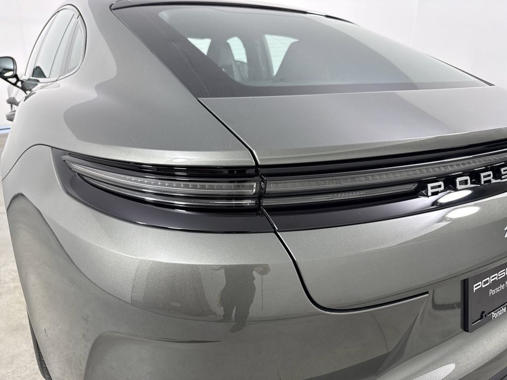 New 2026 Porsche Panamera 4 AWD/4WD image 18