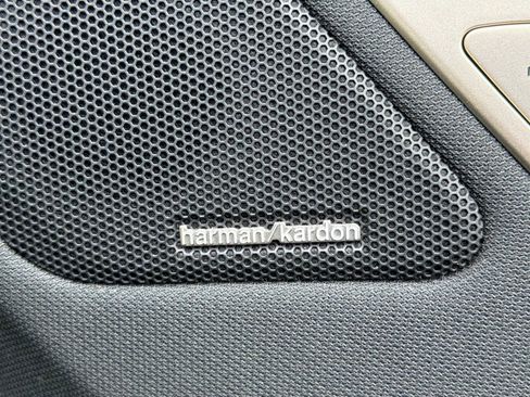 Used 2024 BMW iX xDrive50 w/ Premium Package image 23