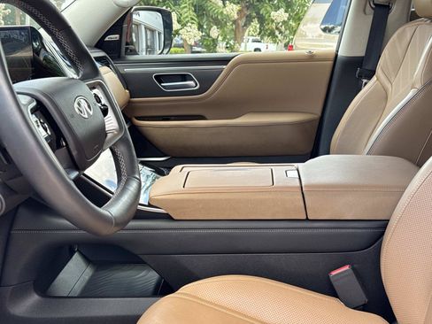 Used 2025 INFINITI QX80 Luxe RWD image 48