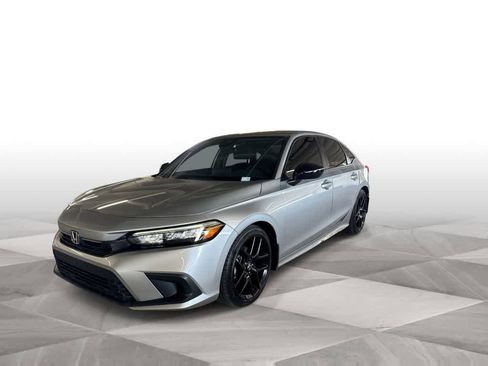 Used 2024 Honda Civic Sport image 4