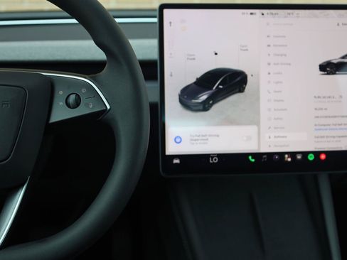 Used 2025 Tesla Model 3 Long Range RWD image 34
