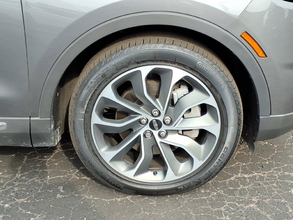 Certified 2023 Lincoln Nautilus Reserve AWD/4WD image 9