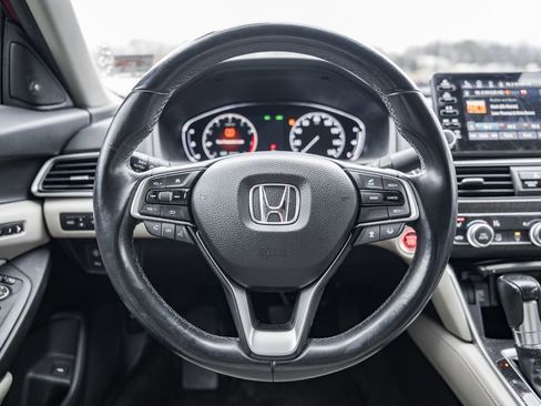 Used 2018 Honda Accord Touring image 31