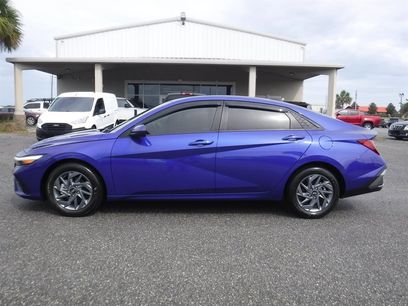 Used 2024 Hyundai Elantra SEL