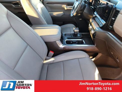 Used 2023 GMC Sierra 1500 SLT w/ SLT Premium Package image 15