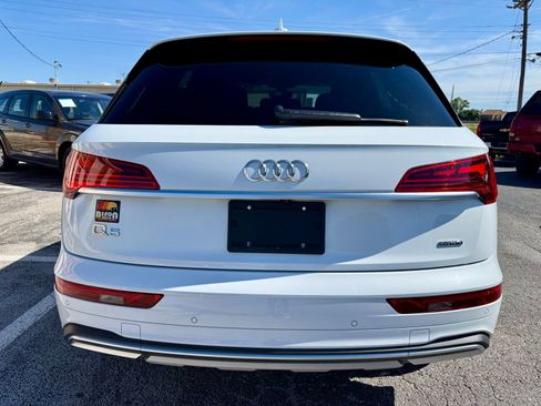 Used 2021 Audi Q5 2.0T Premium w/ Convenience Package AWD/4WD image 4