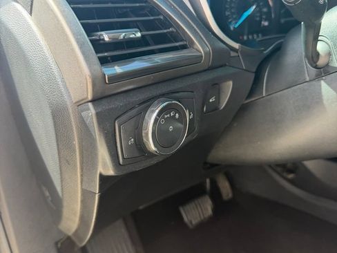 Used 2019 Ford Fusion SEL FWD image 15