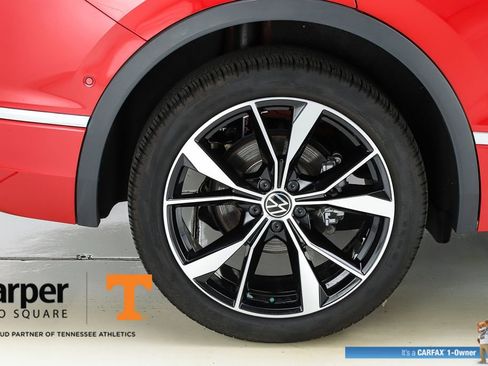 Used 2024 Volkswagen Tiguan SEL R-Line image 13