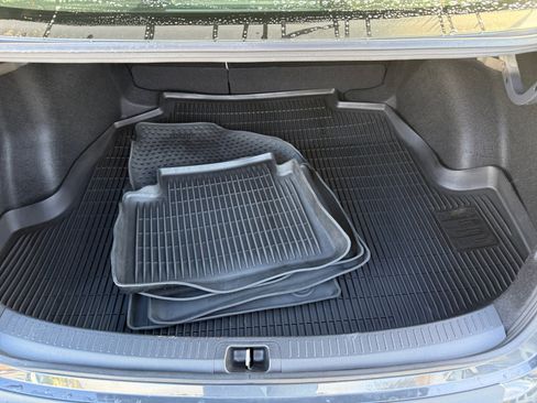 Used 2025 Toyota Corolla LE image 17