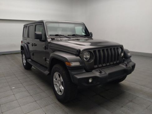 Used 2019 Jeep Wrangler Unlimited Sport S AWD/4WD image 13