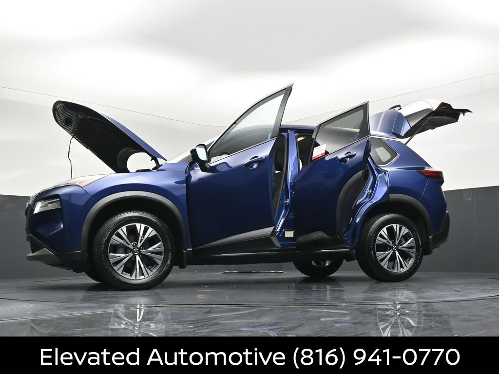 Used 2021 Nissan Rogue SV AWD/4WD image 36