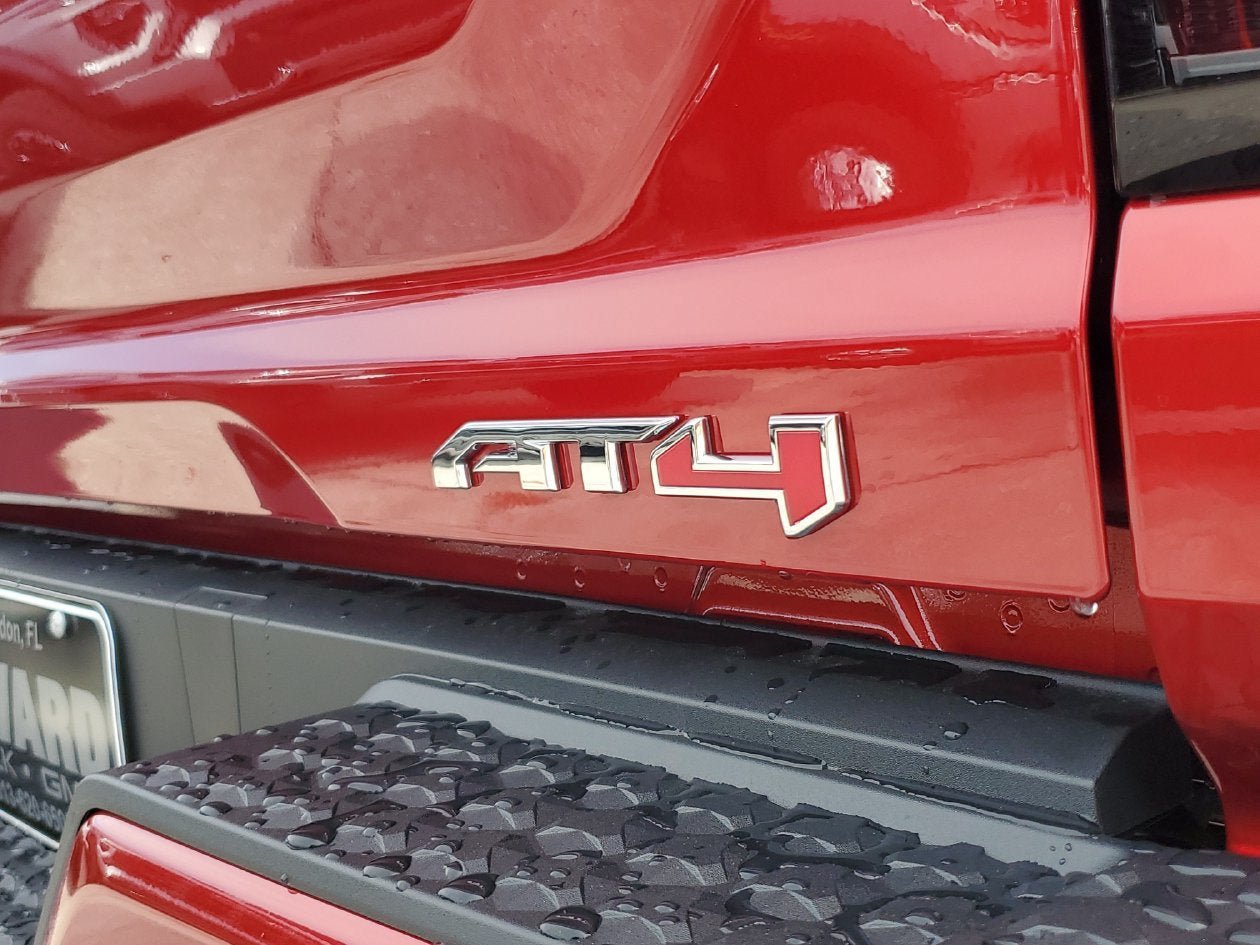 New 2026 GMC Canyon AT4 AWD/4WD image 8