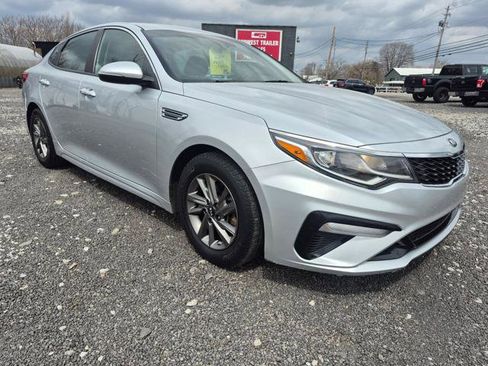 Used 2019 Kia Optima LX image 2