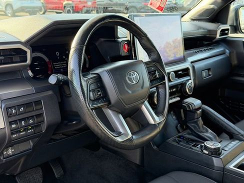 Used 2024 Toyota Tacoma TRD Off-Road w/ TRD Off Road Upgrade Package AWD/4WD image 11