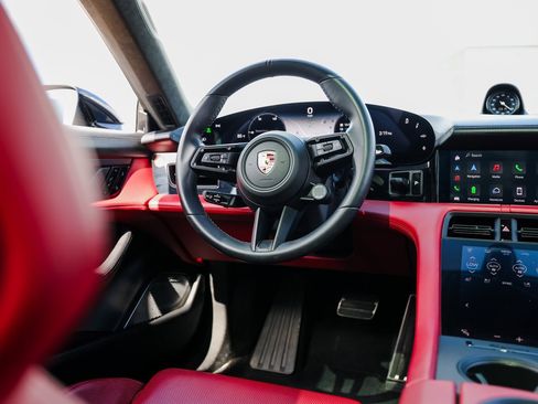 Certified 2020 Porsche Taycan Turbo image 25