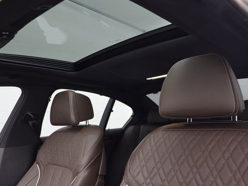 Certified 2022 BMW 530i xDrive w/ Executive Package image 13