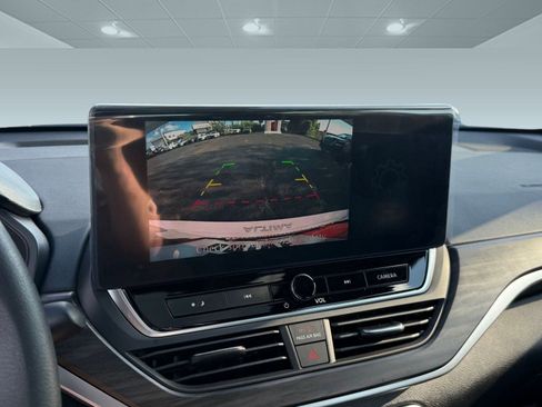 New 2025 Nissan Altima 2.5 SV w/ SV Special Edition Package image 30