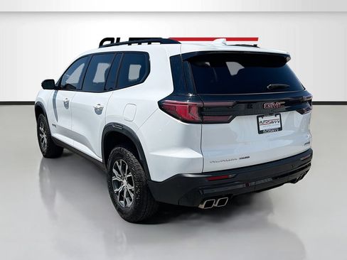 Used 2024 GMC Acadia AT4 w/ Luxury Package AWD/4WD image 5