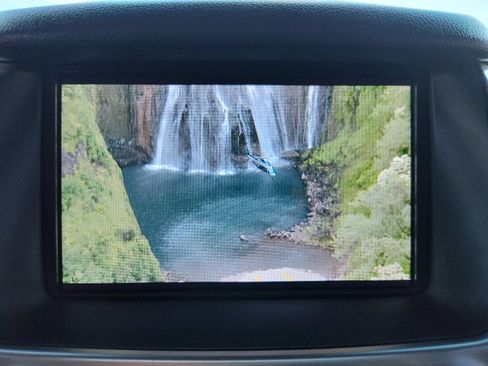 Used 2019 Chevrolet Suburban Premier w/ Premier Plus Edition image 31