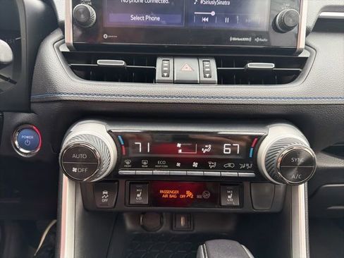 Used 2022 Toyota RAV4 XSE w/ XSE Grade Weather Package AWD/4WD image 24