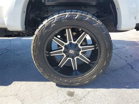 Used 2019 Ford F250 Platinum w/ Platinum Ultimate Package image 24