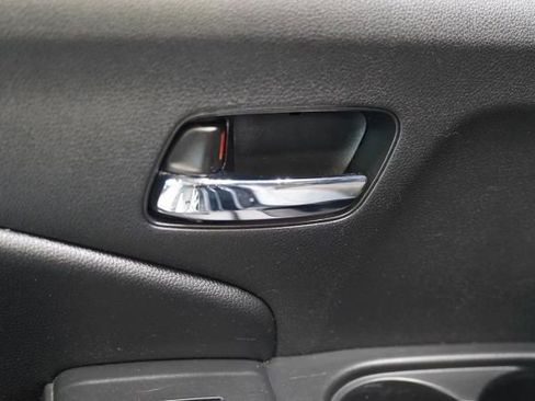 Used 2017 Honda Pilot Touring image 45