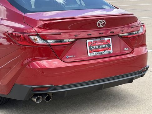 Certified 2025 Toyota Camry SE FWD image 6