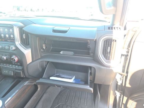 Used 2022 GMC Sierra 1500 SLT w/ SLT Premium Plus Package AWD/4WD image 31