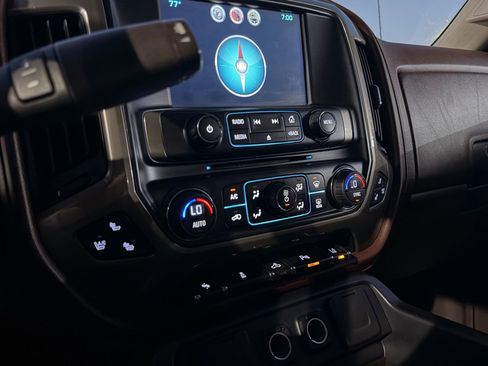 Used 2014 Chevrolet Silverado 1500 High Country w/ High Country Premium Package image 28