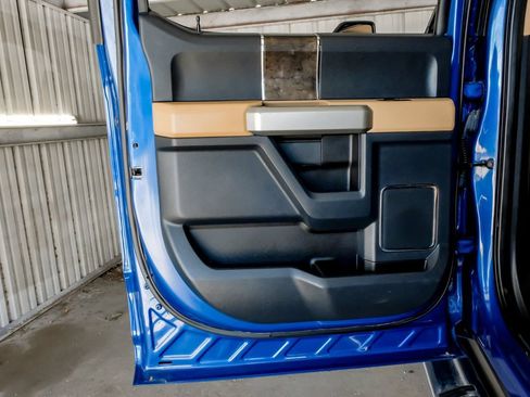 Used 2022 Ford F250 Lariat w/ Chrome Package AWD/4WD image 45
