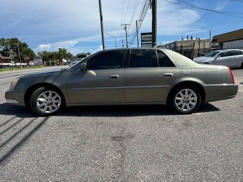 Used 2011 Cadillac DTS Premium w/ Driver Awareness Package FWD image 4