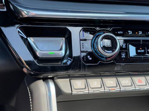 New 2026 GMC Sierra 3500 Denali Ultimate image 14