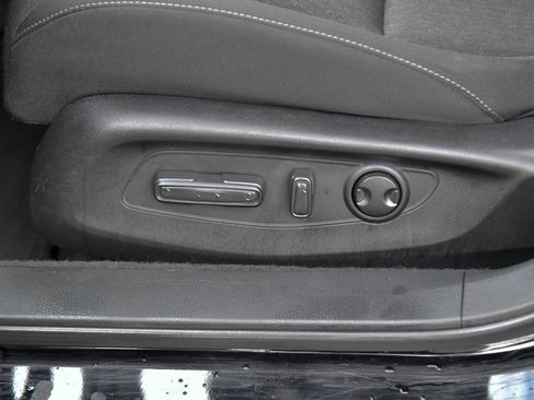 Used 2025 Honda Accord SE image 16
