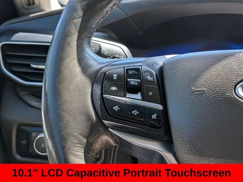 Used 2020 Ford Explorer Platinum w/ Premium Technology Package AWD/4WD image 16